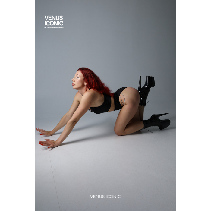 Шорти Venus Iconic DIAMOND з сяючою шнурівкою для танців та шоу