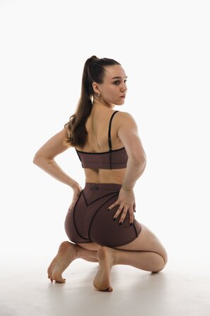 Шорти Vibe з Високою Посадкою та Скульптурними Швами для Pole Dance, Yoga та Тренувань - капучино