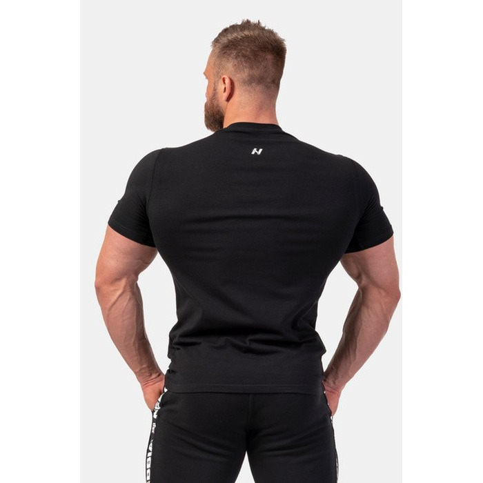 ФУТБОЛКА VERTICAL LOGO NEBBIA T-SHIRT BLACK 293