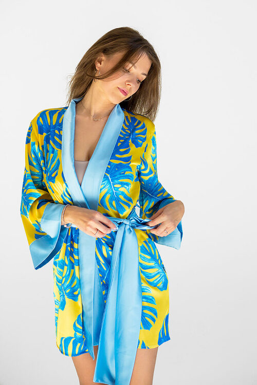 Шелковый халатик Armani