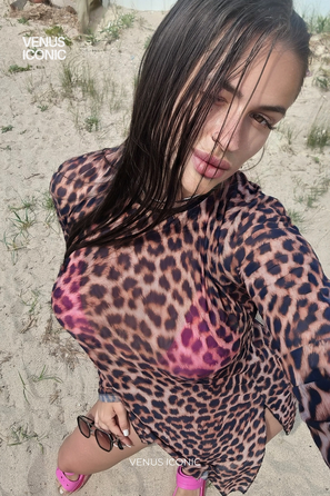 Сукня Venus Iconic Dianelle сітчаста пляжна еластична для танців