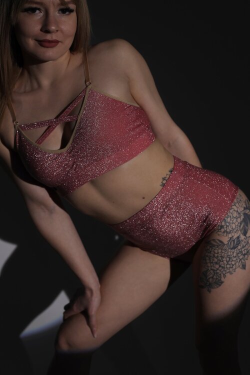 Lurex — високі шорти з блиском для pole dance, heels та сценічних тренувань - яскраво-рожевий