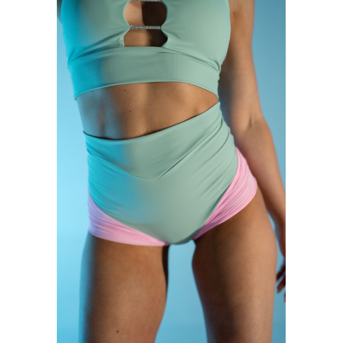 Комплект топ MANYA и шортики ANGEL mesh для полденса