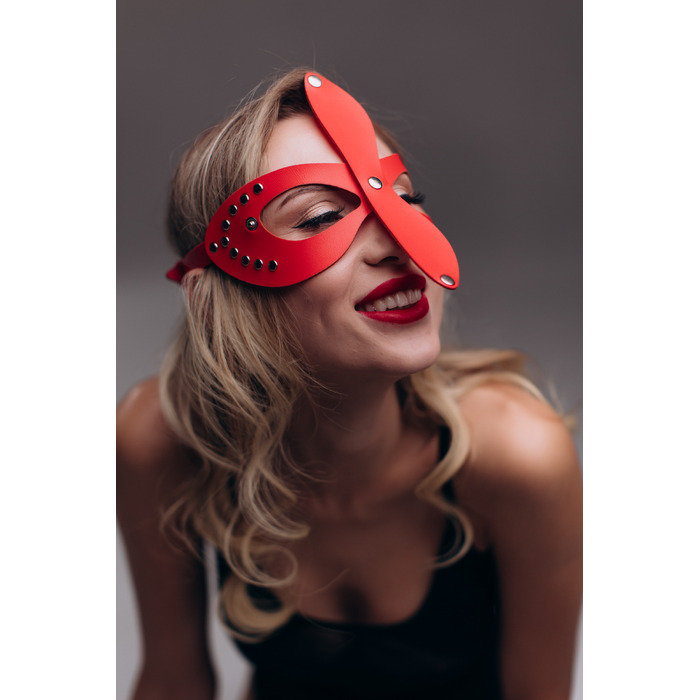 Маска Candy Hero МD2 красная экокожа