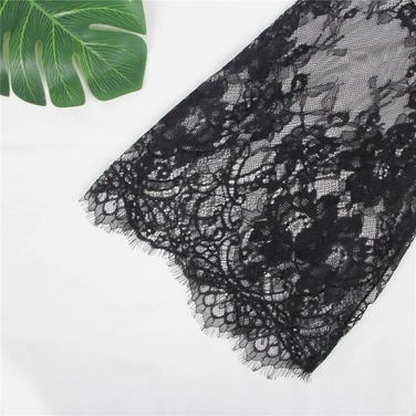 Халат чорний під пояс та довгими мереживними рукавами Star Night стрінги в комплекті, XS/S