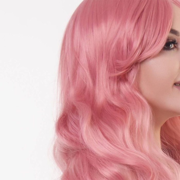 Перука довга кучерява з чубчиком Fetish Hair рожева, 60 см