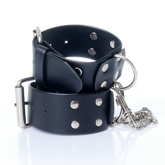 КОЖАНЫЕ НАРУЧНИКИ Fetish Boss Series Handcuffs with studs 4 cm