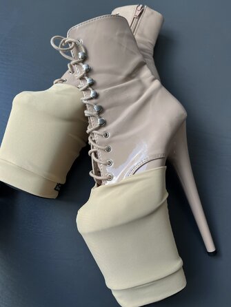 Захисти для Взуття Matte Stretch для Pole Dance Heels Захист та Стиль - бежевий