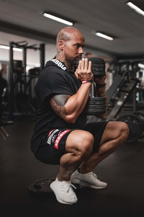 Безрукавка Nebbia NO LIMITS Rag Top with a Hoodie Black 175