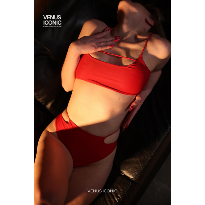 Топ спортивний Venus Iconic DESERT для танців та плавання