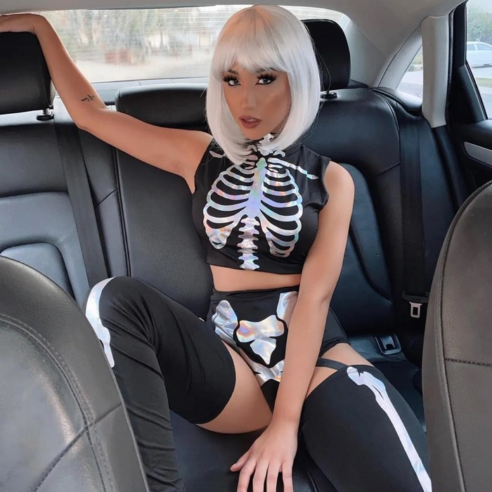 Коротка натуральна перука Leg Avenue 33см, що світиться