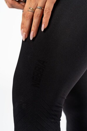 Легінси Nebbia High Waisted Push-Up Leggings TOTALLY SEAMLESS Black 303