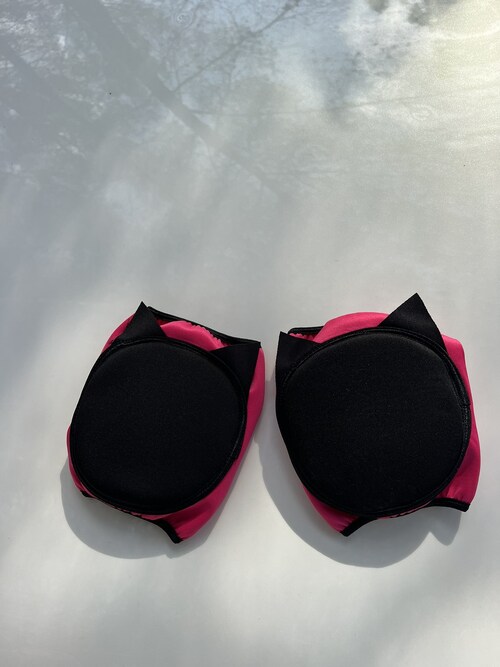 Рожеві наколінники для занять pole exotic і twerk.